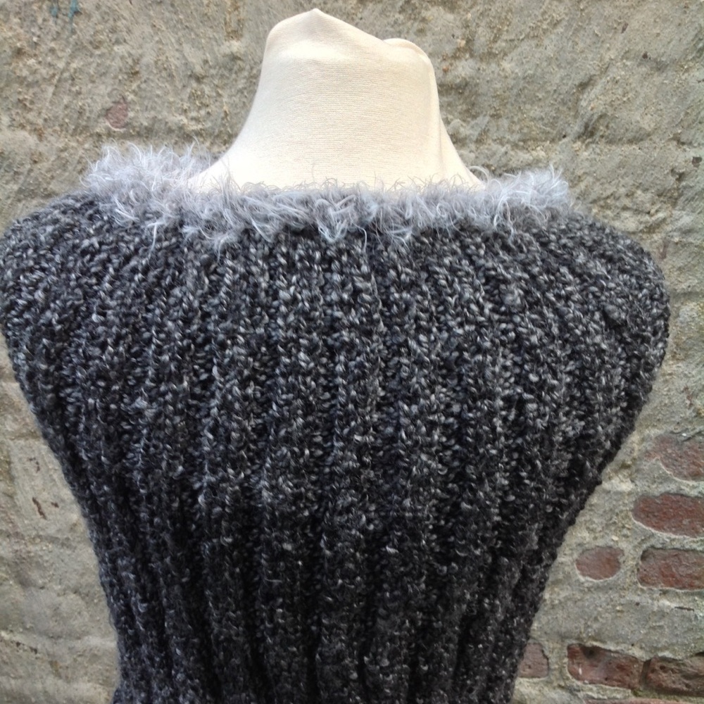 Knitted wrap - Picture 4 of 5
